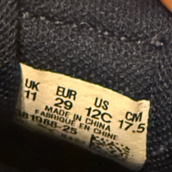 Puma Kids Slip On shoes  color White/Yellow/Gray size 12 - Picture 7 of 9